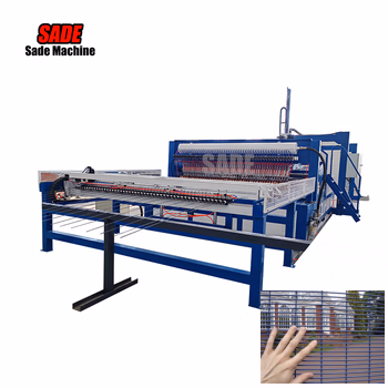 무료 보조 기계를 갖춘 자동 용접 울타리 기계